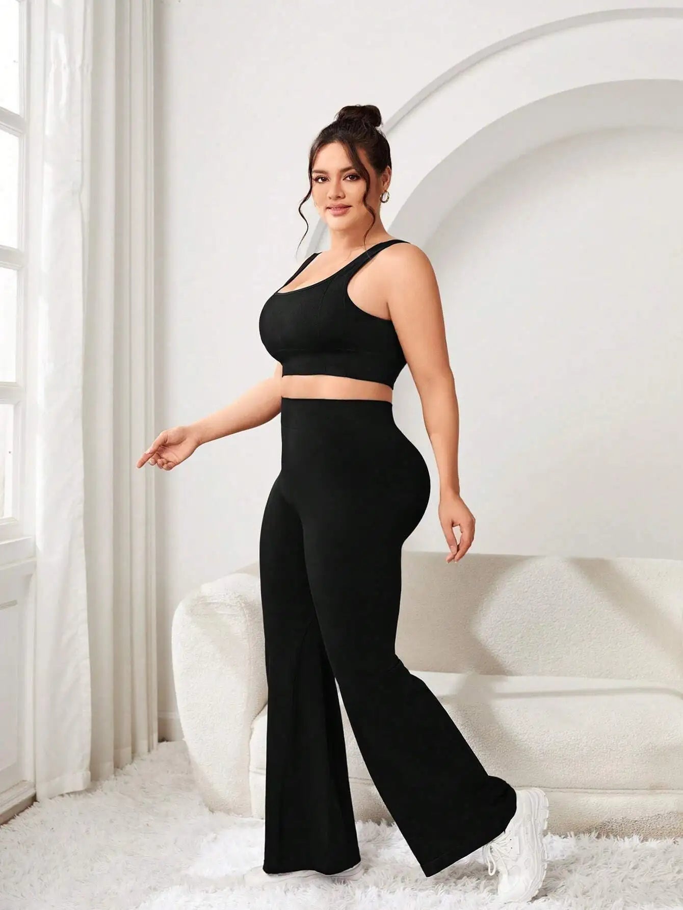 Plus Size Womens  Sports Bra / Flared Pants