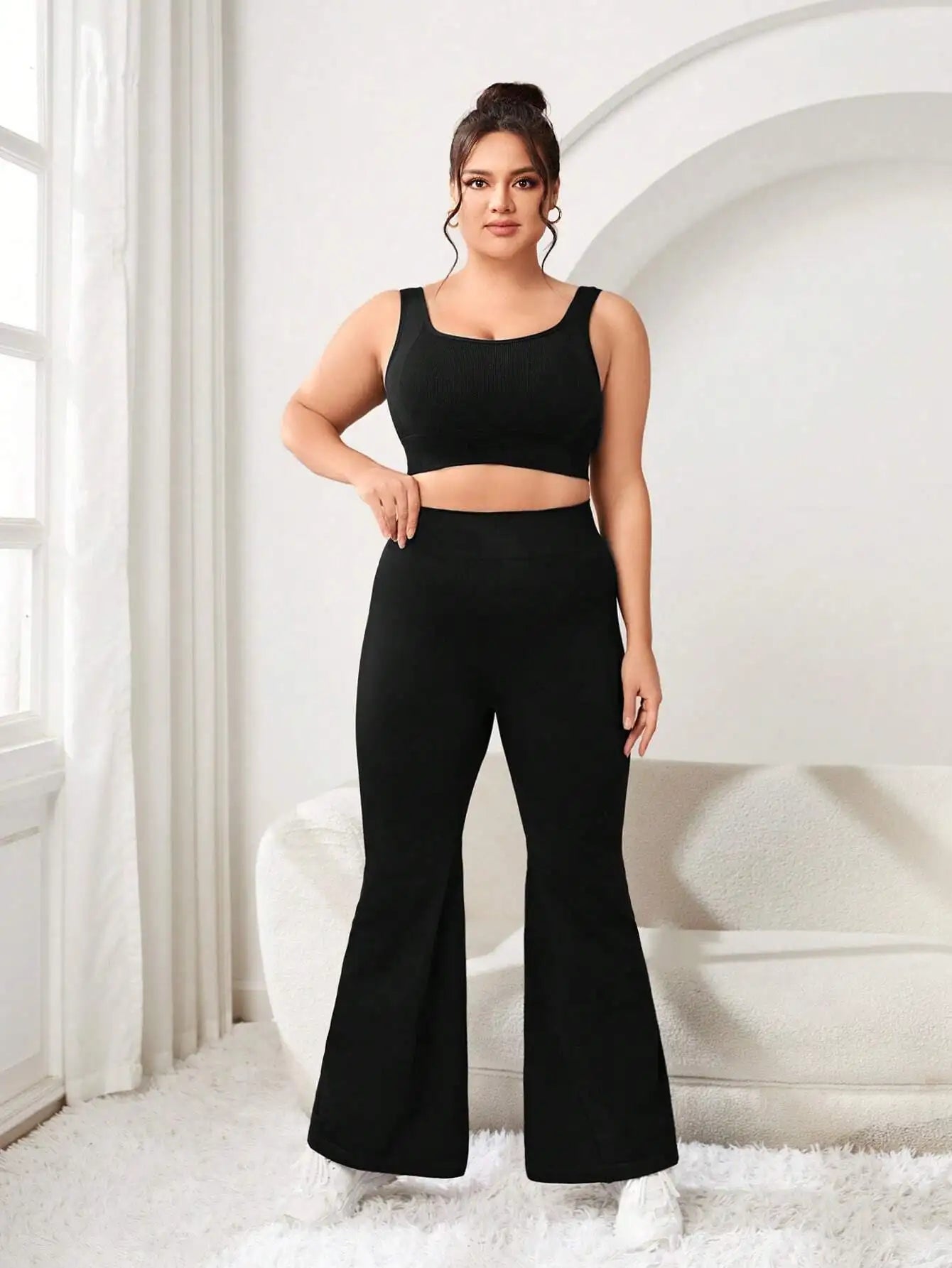 Plus Size Womens  Sports Bra / Flared Pants